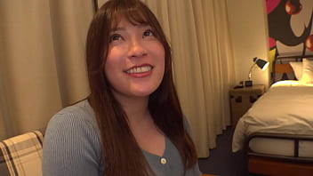 Preview 1 of Porv Vedio - アップサイズを続ける日本のウェイトレス「みさ」! セカンドカミング!! 究極の巨乳!! BigBang!!