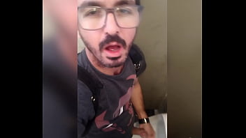 Preview 2 of Watch Two Bj - Professor Dotadu pelado no parque