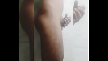 Preview 2 of 3x Bangla X - Novinho se exibindo