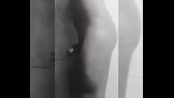 Preview 1 of 3x Bangla X - Novinho se exibindo