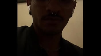 Preview 1 of Large Dog Licks Womans Nipples - V&iacute_deo de verifica&ccedil_&atilde_o