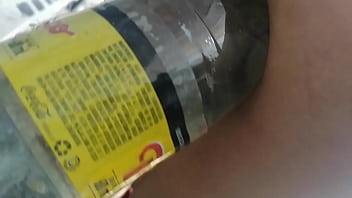 Preview 1 of 61 Skinny - Botella en el culo