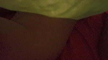 Preview 1 of But Teas - Mirando el culo en tanga de mi novia bajo las s&aacute_banas