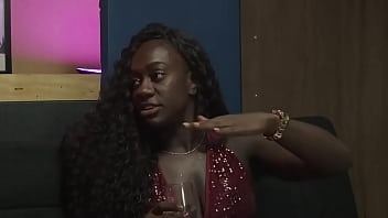 Preview 2 of Matur Wife In Hiddn Camra - Fernanda Chocolatte conta tudo sobre como sua carreira no porno come&ccedil_ou