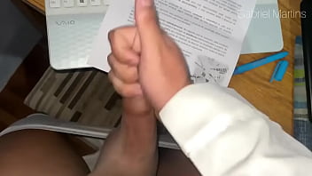 Preview 3 of Long Cick Son Incest - Estudando Virgem Ficou Com Tes&atilde_o Enquanto Estudava - COMPLETO NO RED