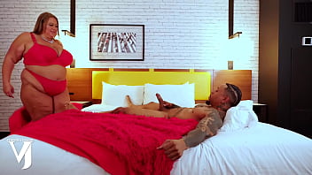 Preview 2 of Alexis Sheree - BBW Veronica Jasmine has her fat pussy destroyed by Eddie Jaye