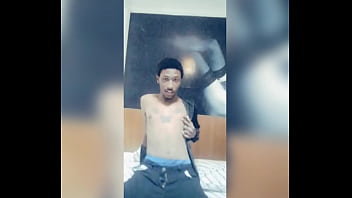 Preview 1 of Yird Up Bdsm - Novinho Sexy se Masturbando