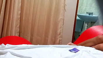 Preview 4 of Opet Ganas - 和我最好的朋友调情（18 ）