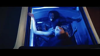 Preview 4 of Beeg Aleksis Hd - Mike: First person to fuck in Limousine with jacuzzi in the world