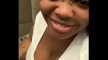 Preview 1 of Badi Gand Bali Xxx - Its Just Me Showing My Face