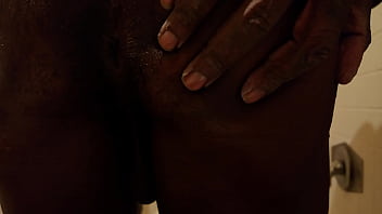 Preview 1 of Capetown Amateur - Double chocolate cake Hallelujah Johnson Ass Worship video
