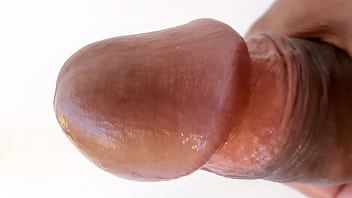 Preview 3 of Heavy Boob Suck - Pau com cabe&ccedil_a linda