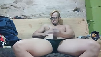Preview 3 of Bald Bf - Masturbacion rica y sexy