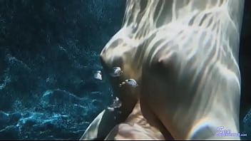 Preview 3 of Indian Xvideos Free Download - Daisy Haze and Kelly Diamond Touch to each other underwater