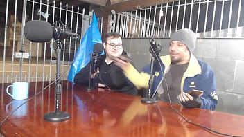 Preview 1 of Fem Butch - FALANDO MUITA PUTARIA E MUITA SACANAGEM NO PODRECAST INCANCELAVEIS DO BLUEZAO