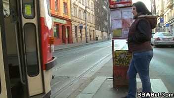 Preview 1 of Comon Daddy - He picks up bbw from the street and fucks