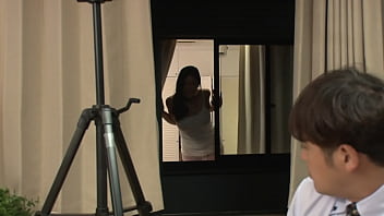 Preview 2 of Ken Dura Lust - 向かいの部屋の窓から覗く巨乳美女の着替え姿に見とれていると、偶然ラッキーエロ、そして&hellip_まさか！？パート3