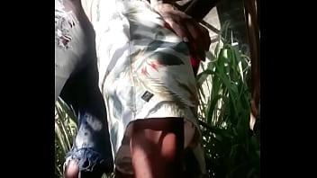 Preview 3 of Ameesha Ptel Indea - Dando o cu no mato