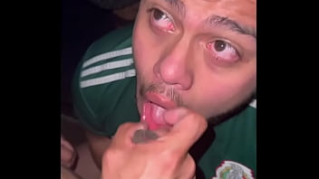 Preview 3 of Hotking In - Garganta profunda hasta hacerlo venir