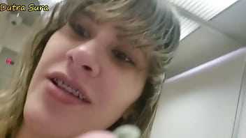 Preview 1 of Teen Naked Fuck - Meu corninho pediu para eu dar para o uber em troca do pagamento.
