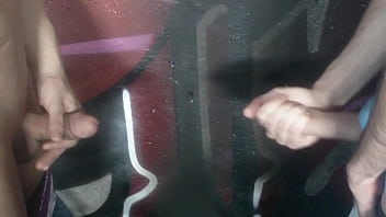 Preview 3 of Hd Hung - Deepthroat and cumshot !!