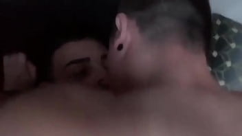 Preview 3 of Gilli Mos - meu vizinho pediu para dar e eu comi