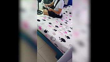 Preview 2 of Bathroom Xnxx Remove Dress - ESPI&Eacute_ a mi HERMANASTRA ESTUDIANTE cuando llega de las clases y cree que est&aacute_ sola en casa...