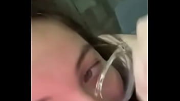 Preview 1 of Istri Selingkuh Japsex Tante - Casada fazendo boquete gostoso no cuckold. (POV). Completo no RED.