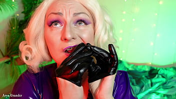 Preview 3 of 12li Parnolar Videolari - Eating chocolate ASMR video - mukbang close up clip with braces