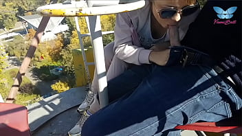 Preview 2 of 10 Saal Ki Ladki Sexy Film X - Public blowjob on the ferris wheel from shameless whore