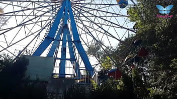 Preview 1 of 10 Saal Ki Ladki Sexy Film X - Public blowjob on the ferris wheel from shameless whore