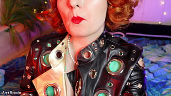 Preview 4 of Pooja Xxxcom - ASMR mukbang: food fetish - eating chocolate - latex rubber MILF blogger Arya