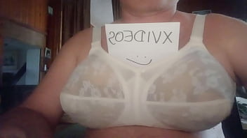 Preview 1 of Touching Sisters Body - Hiteles&iacute_tő vide&oacute_