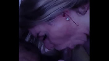 Preview 3 of Fuck Bua - Boneca mamando policial