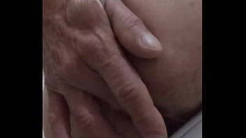 Preview 1 of Acter Sunny Leone Fuck Me - Gozando de manh&atilde_ masturbando o cuzinho