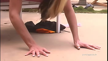 Preview 3 of Big Kook Baby - Nicole Sheridan suce une bite avant de se faire d&eacute_foncer la chatte et le cul