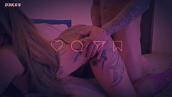 Preview 4 of 18otoset Of Merry Teen Lesbians - Garota 18 anos Meia-irm&atilde_ recebe um enorme creampie