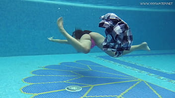 Preview 2 of Xxx Arechate - Hot big ass euro milf Sazan underwater erotics