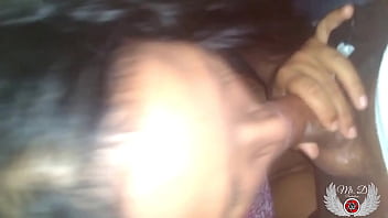 Preview 3 of Xnxxr Polise - Showing off as a whore in the streets of Colombia,  I flirt in public with a security officer (Vigilante) and end up sucking his cock. Then I leave as a prostitute with an unknown car that hires me as a street slut (hidden camera spy)