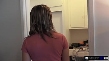 Preview 1 of Suuny Leoy - Natalie Knight Gets Fucked By Elder Sistr Husband