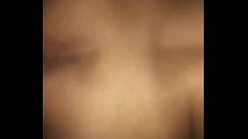 Preview 4 of H Azz - Mi esposa d&aacute_ndome unos ricos sentones