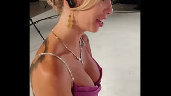 Preview 2 of Nind Me Aunty - Hello la Team ! Episode final S6 : le casting &agrave_ l&#039_aveugle !4 x candidats vont r&eacute_pondre &agrave_ me...
