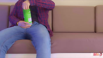Preview 1 of Sexxx X Videos - Prank with the Pringles can or how to Trick Stepsis
