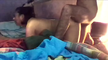 Preview 3 of Teen Vuclip Girl - Angie casada. Sometida a tragar pija,  disfruta de complacer a otro macho. Se hace dar por el culo. Grita de placer y dolor,  mientras recibe duro gozando al sentirse puta.