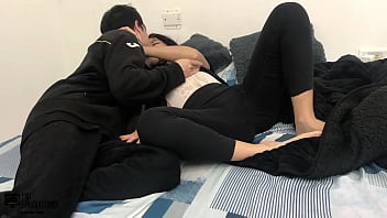 Preview 1 of Gina Colani - Mi hermanastra me deja follar su rico co&ntilde_o para vengarse del cornudo de su novio- Porno en espa&ntilde_ol