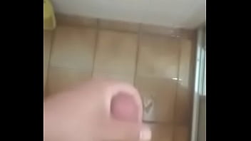 Preview 3 of Mother Forced Boys Sex - Gozando gostoso no banheiro