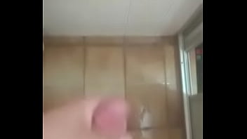 Preview 1 of Mother Forced Boys Sex - Gozando gostoso no banheiro
