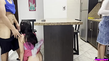 Preview 2 of Maria Moore Sex Movie - Mi Hermosa Hijastra Con Falda Corta Me Aproveche para Sentarla en mis Piernas Mientras Juega al Frente de su Mamii