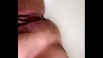 Preview 4 of Emarican Sex - Squirt in bathtub