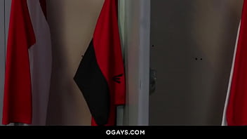 Preview 1 of Wwwcccxxx Com Myanmar - Adrian Rose &amp_ Killian Knox testing the empty locker room